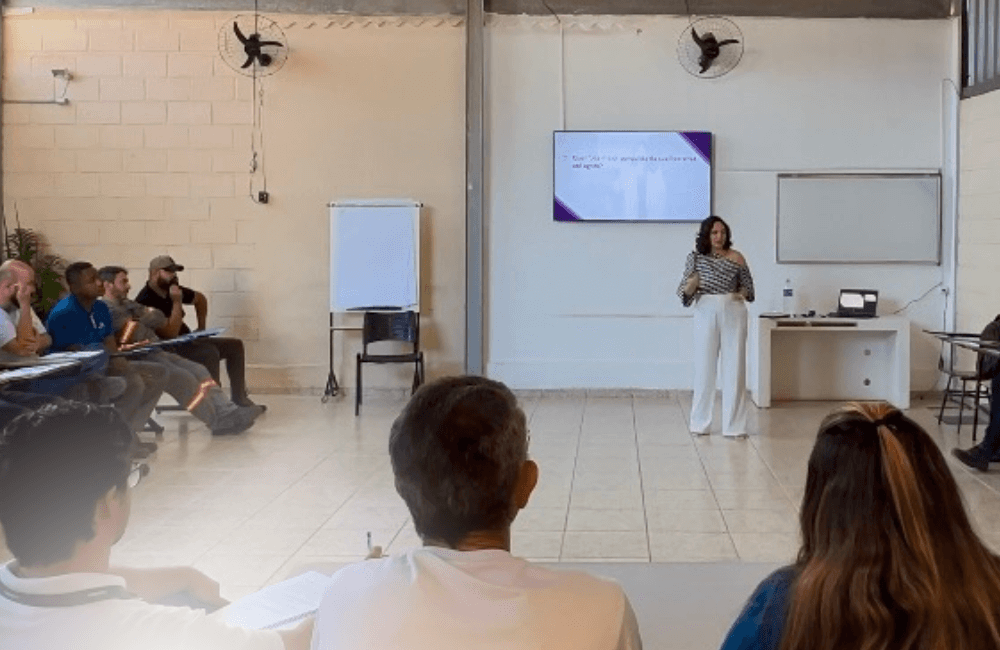 Treinamento de Liderança Inspiradora com Tatiane Duarte | Engajamento Geracional nas Empresas