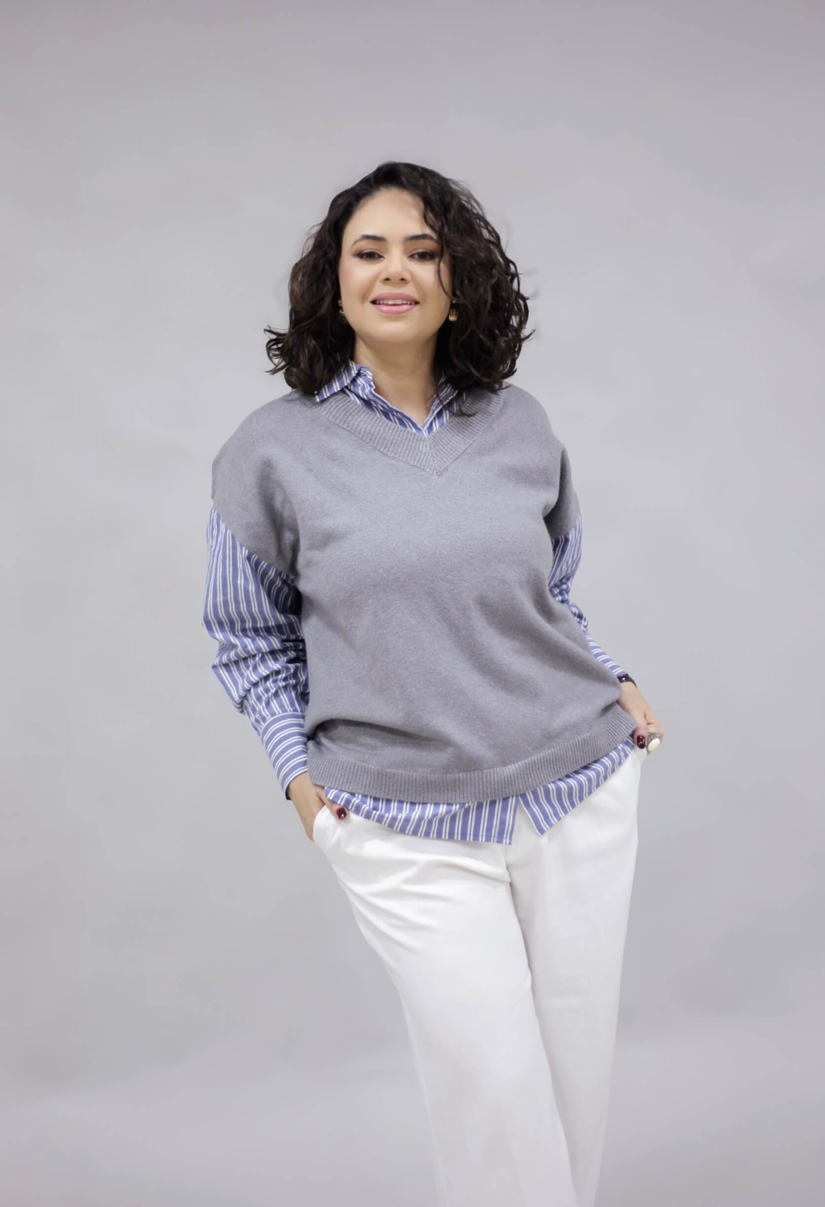 Tatiane Duarte filósofa espiritualista, autora, palestrante e mentora. Minha missão é despertar consciências para a verdadeira prosperidade — aquela que nasce de dentro e se reflete em todas as áreas da vida.